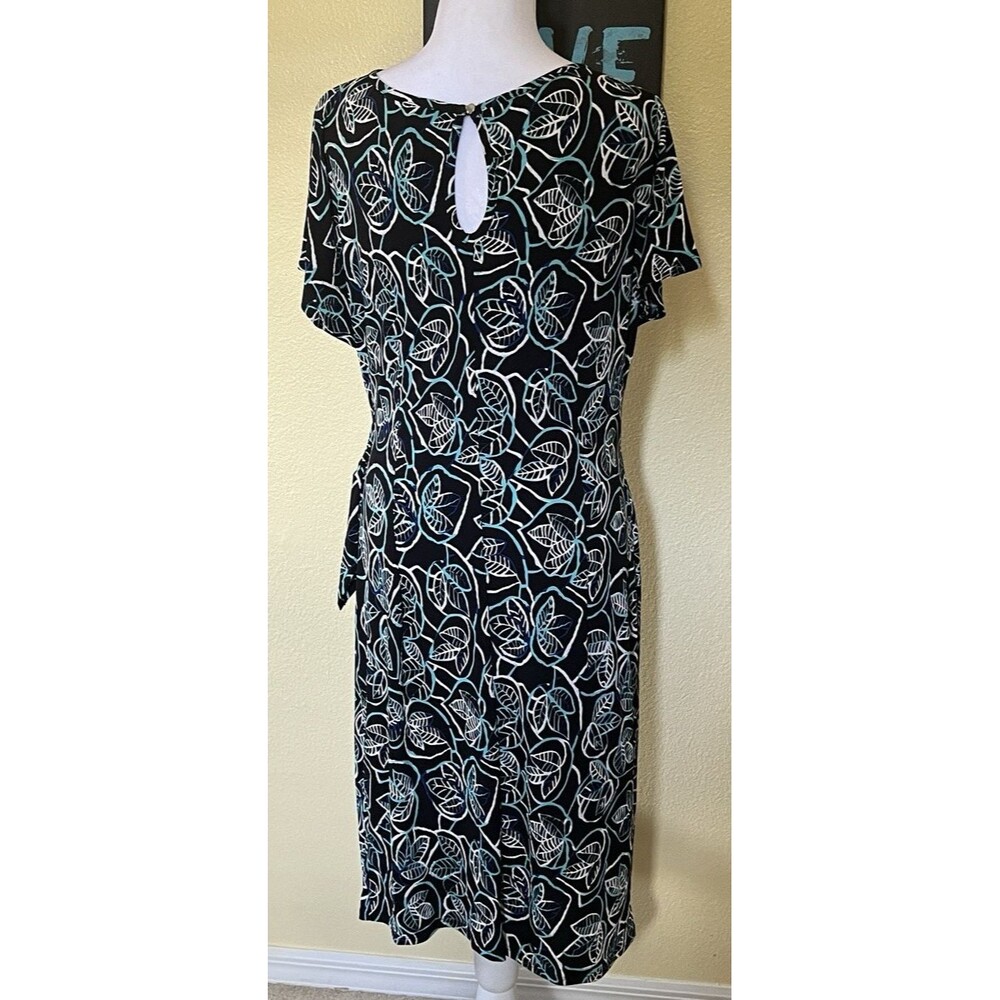 Sami & Jo Woman Faux Wrap Textured Shift Dress L Black Blue White Knee Length - Picture 5 of 9